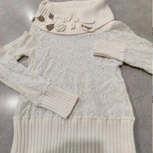 22MAGGIO Women's Ivory Semi-Sheer Top w/Long Sleeves and Decorative Collar - SML